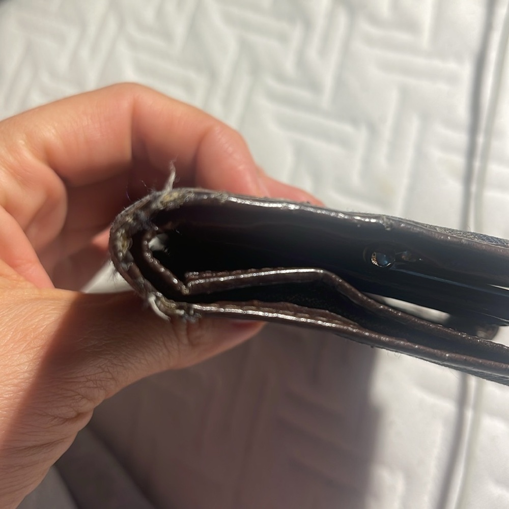 Fendi wallet - Picture 6 of 8